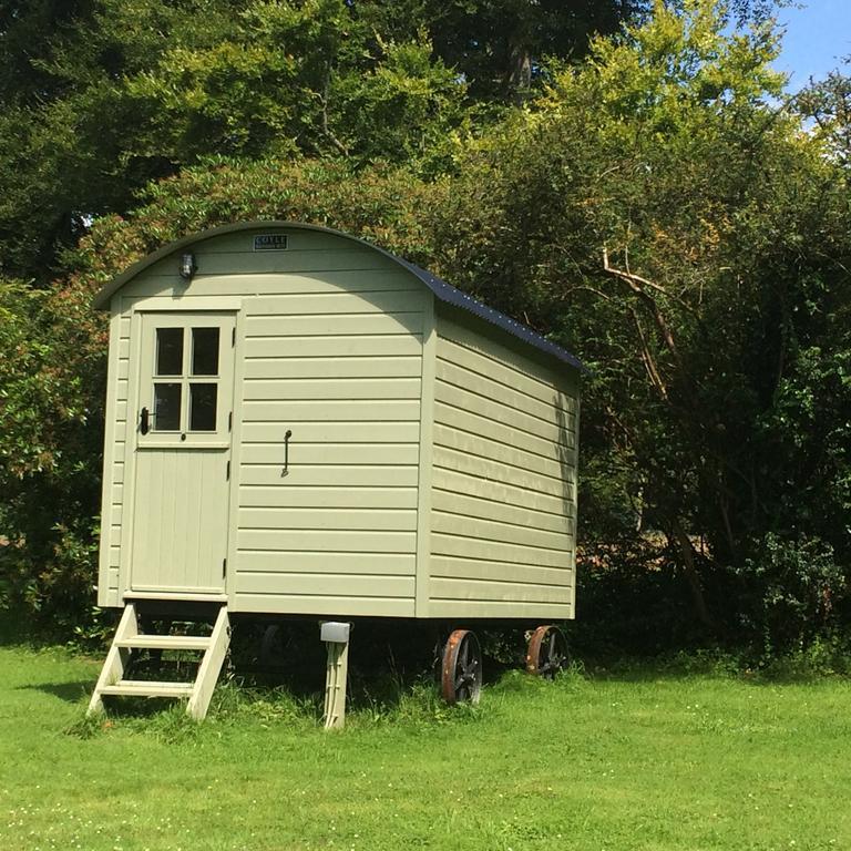 Blackstairs Shepherds Huts Killedmond ภายนอก รูปภาพ